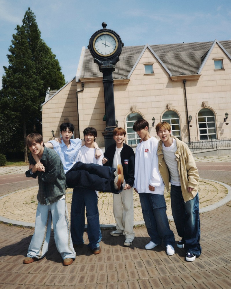 01_몬스타엑스 신보 THE X 빌보드 진입_사진(1).jpg