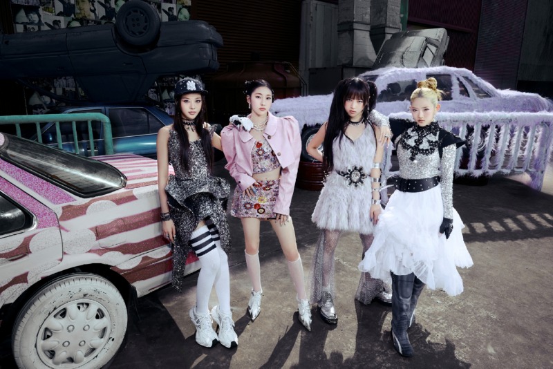 비비업_미니 1집 _VVON_콘셉트 포토_2.jpg