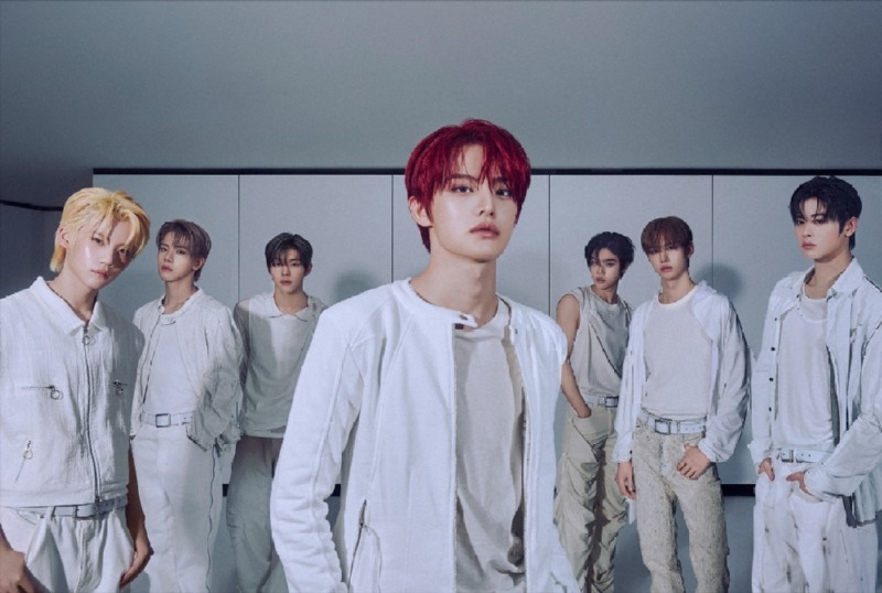 20251222_클로즈 유어 아이즈 (1).jpg