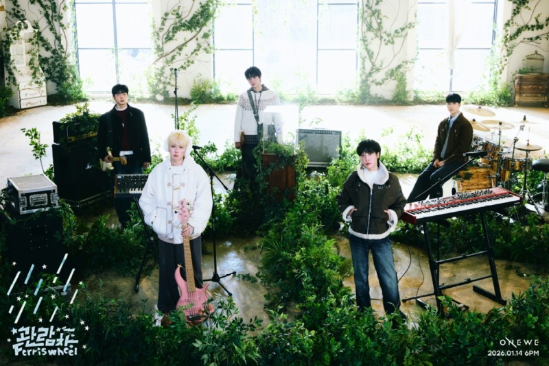 원위__관람차 (Ferris wheel)_ 콘셉트 포토_단체-1.jpg