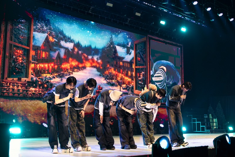 킥플립 팬 콘서트 서울 공연 이미지 (13).jpg