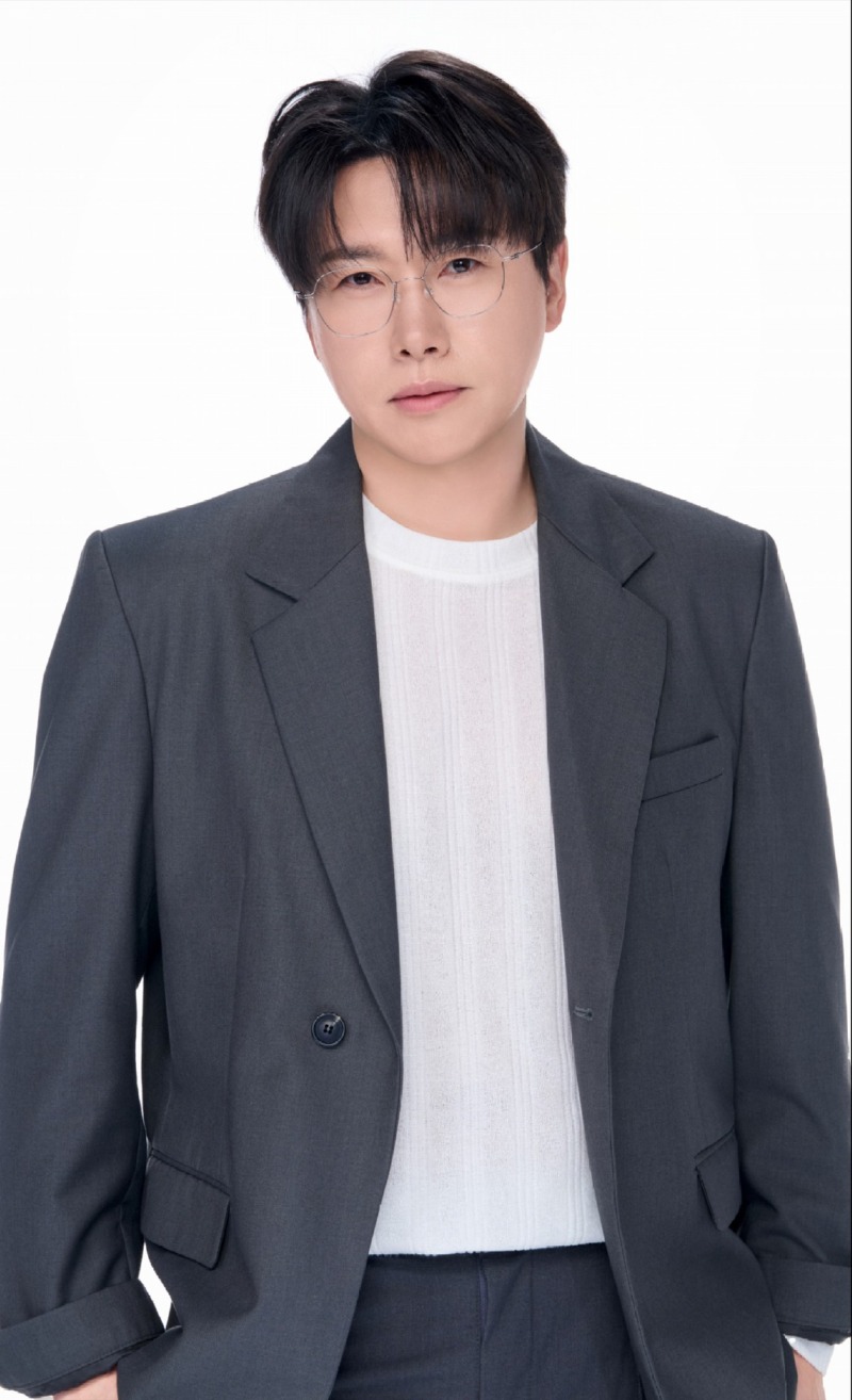 춘길 프로필01.jpg