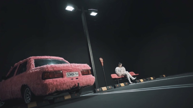 카드 전소민__Backseat_ MV 티저_1.jpg