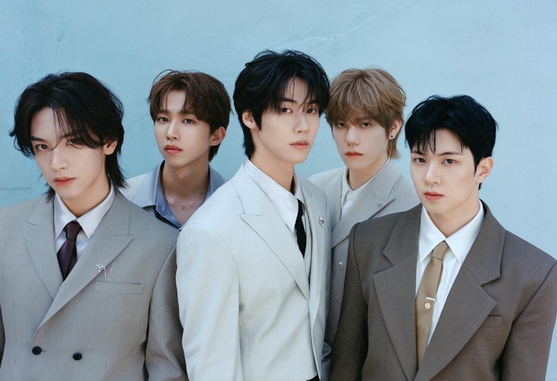 FNC_엔플라잉(1).jpg