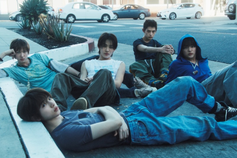 코르티스_단체(1)_미니2집 앨범포토2.jpg