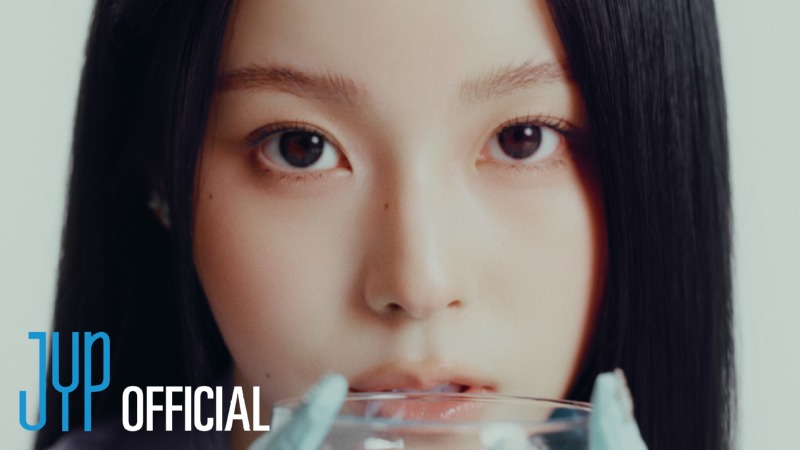 NMIXX 미니 5집 Heavy Serenade 오리지널 하이라이트 메들리 영상 섬네일.jpeg