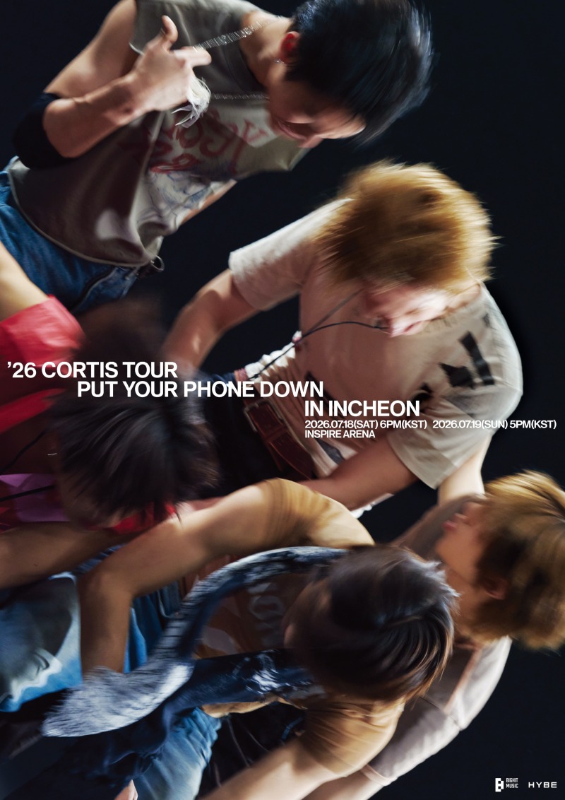 코르티스_2026 투어 'PUT YOUR PHONE DOWN' 메인포스터.jpg