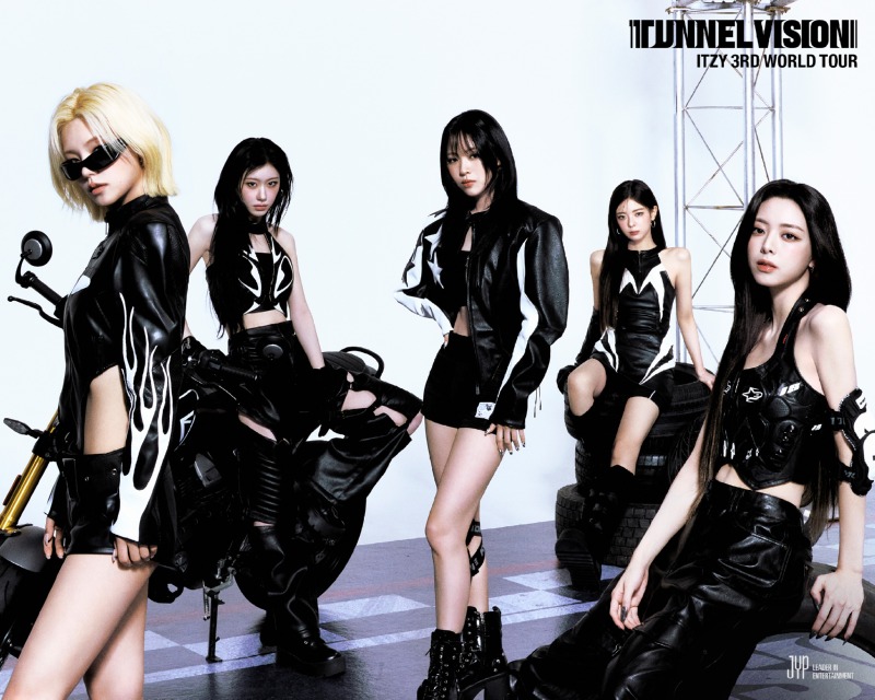 ITZY 월드투어 이미지.jpg
