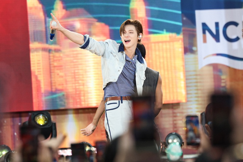 연준_GMA 서머 콘서트 시리즈 (2).jpg
