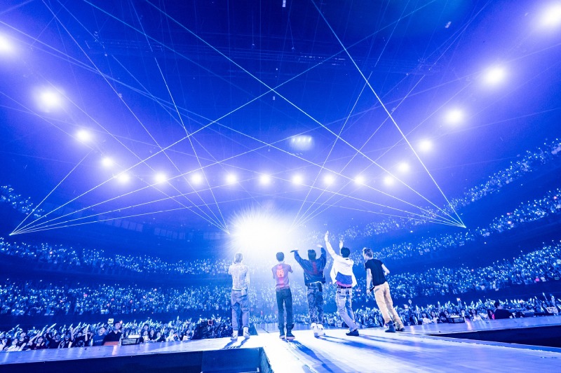 코르티스(2)_PUT YOUR PHONE DOWN IN JAPAN.jpg