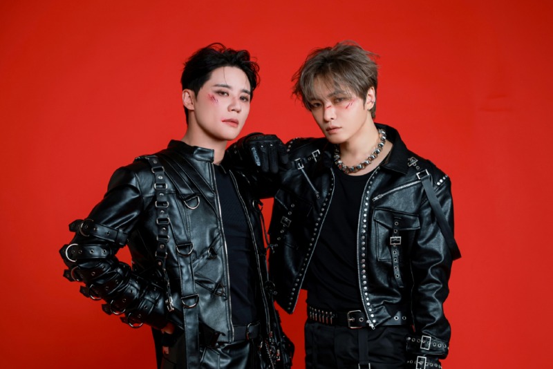 (1008) JX 콘서트 포스터 스틸 사진2.jpg